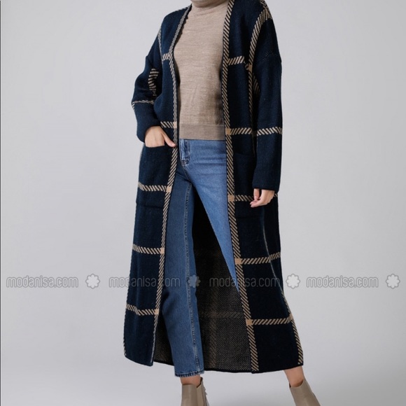 Long Cardigan from Modanisa - Picture 2 of 2